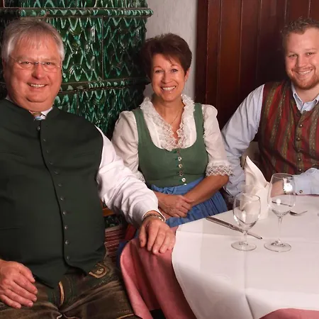 Gasthof Zum Hirschen Szálloda Altaussee