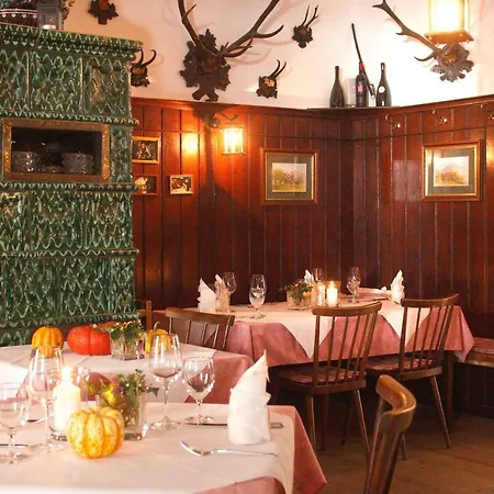 Gasthof Zum Hirschen Hotel Altaussee