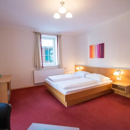 Gasthof Zum Hirschen Hotel