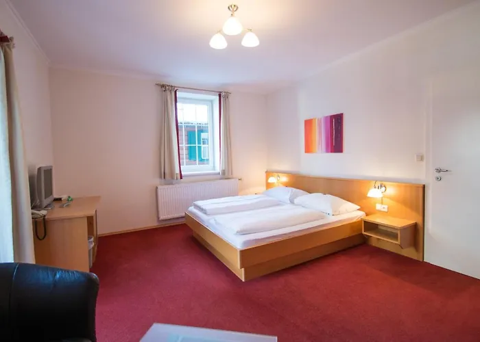 Gasthof Zum Hirschen Hotel